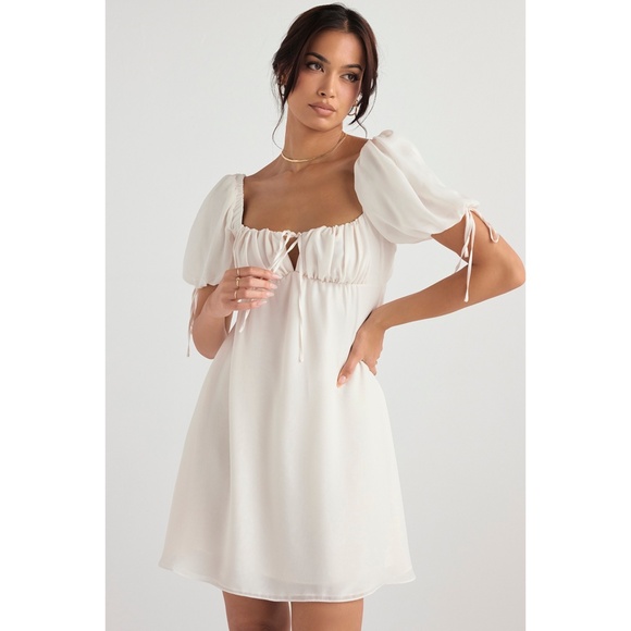 NEW House of CB Princess Dress Ivory Large+ (XL) with Plus Cup - Picture 8 of 17